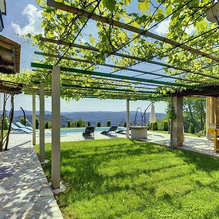 Villa Bella Lupoglav  Extérieur photo
