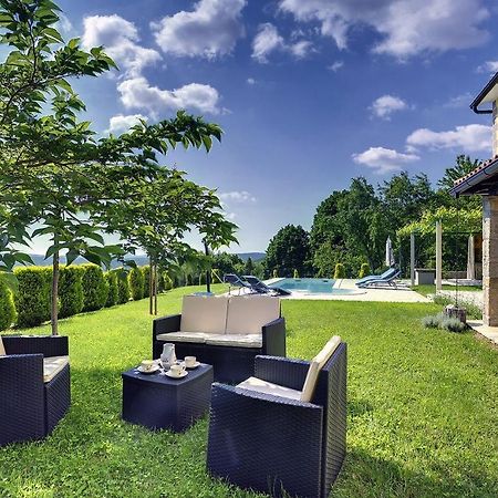 Villa Bella Lupoglav  Extérieur photo