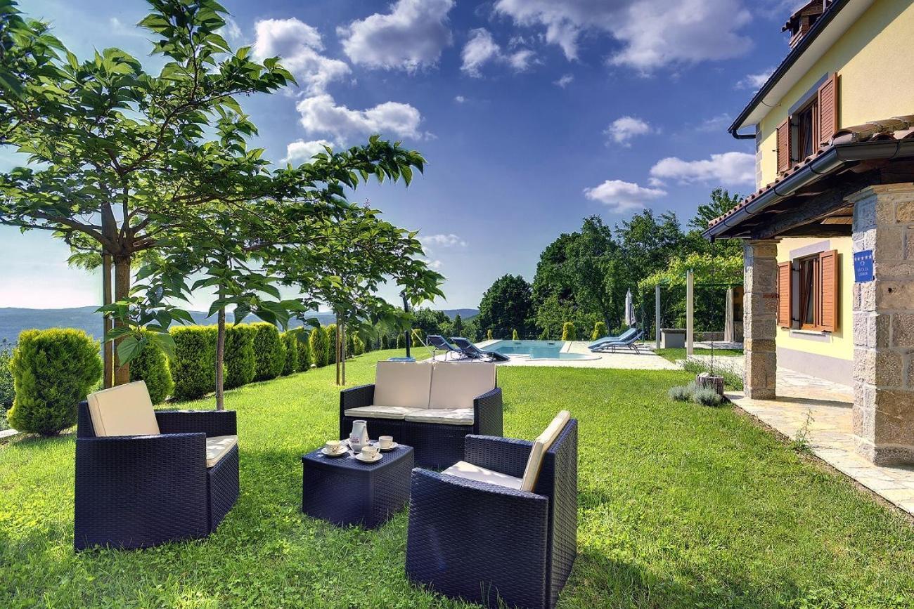 Villa Bella Lupoglav  Extérieur photo