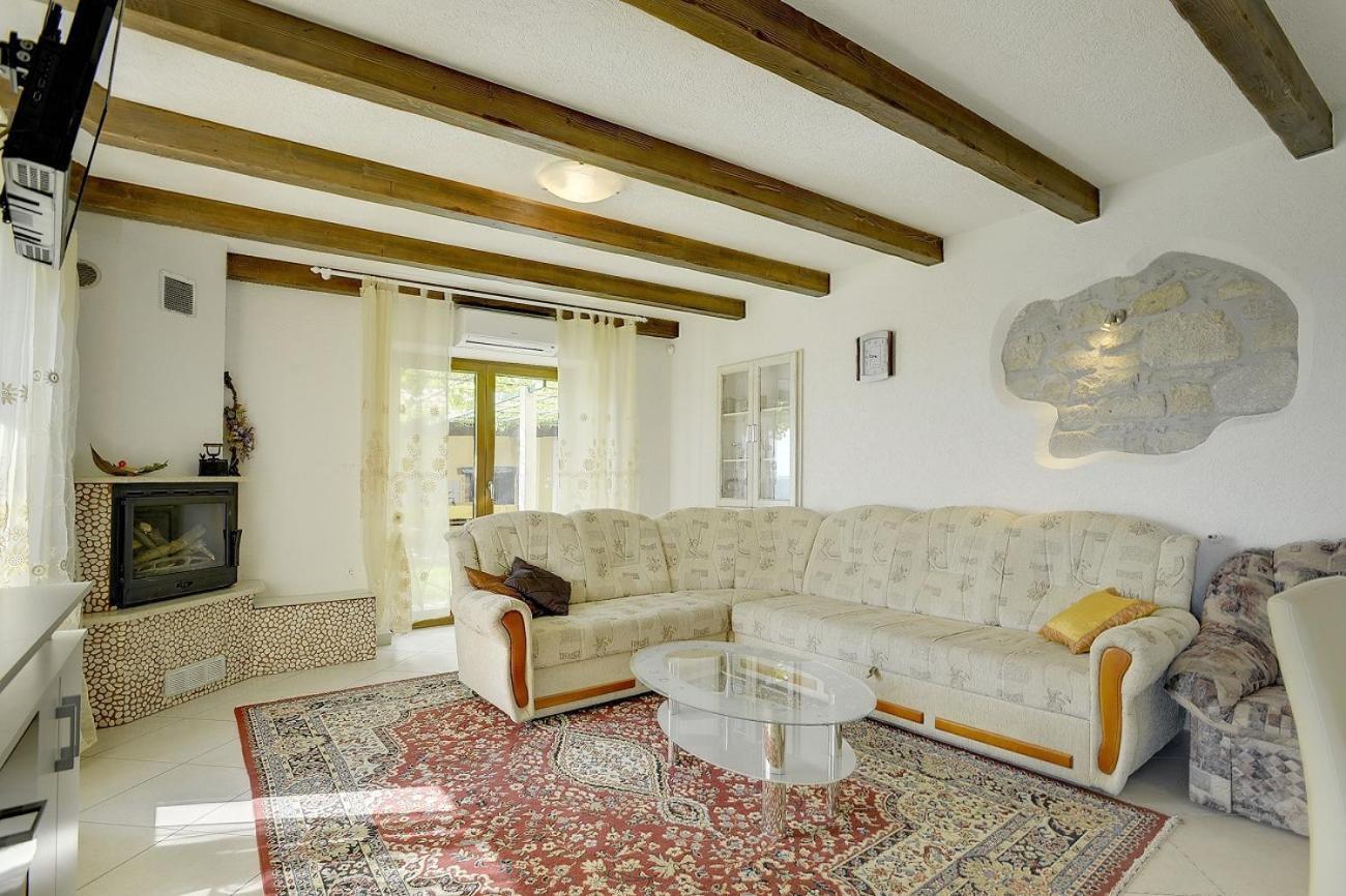 Villa Bella Lupoglav  Extérieur photo