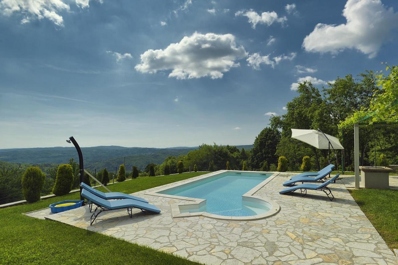 Villa Bella Lupoglav  Extérieur photo